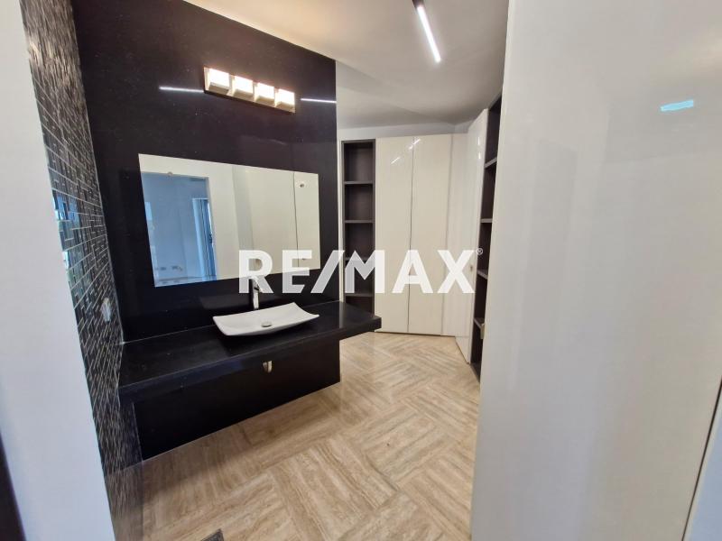 Casa de Lujo en Venta, Conjunto Residencial Amantea.