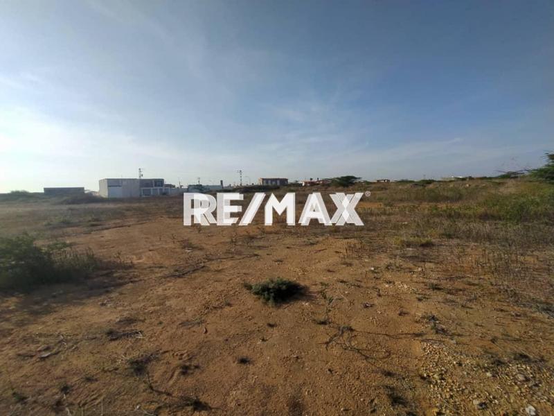 TERRENO EN VENTA, PUERTA MARAVEN.