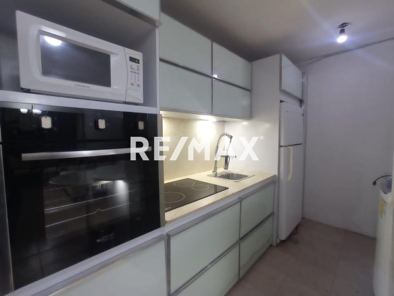 APARTAMENTO EN ALQUILER BALCONES DE PARAGUANA II