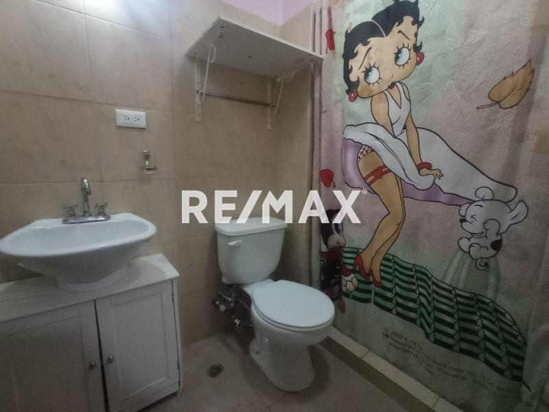 APARTAMENTO EN ALQUILER BALCONES DE PARAGUANA II