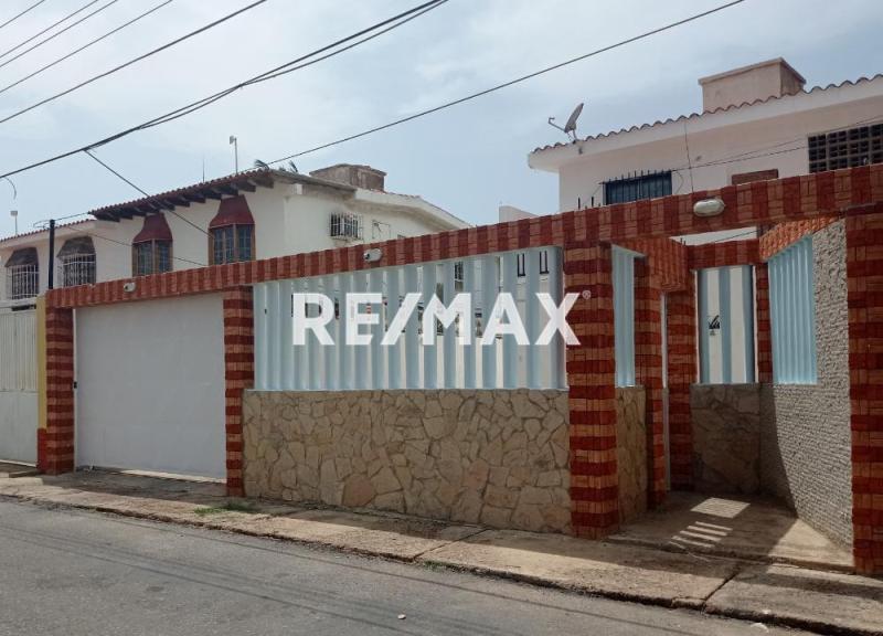 Casa en Venta, Urbanización Santa Fe
