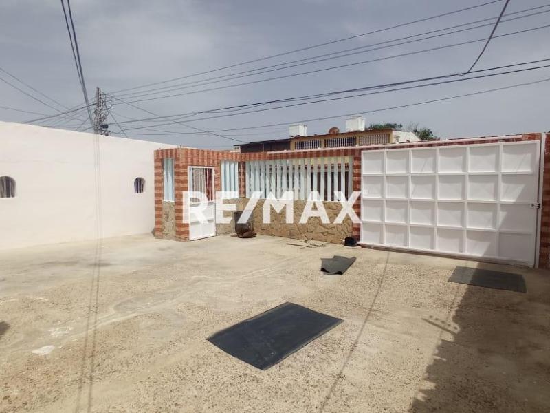 Casa en Venta, Urbanización Santa Fe