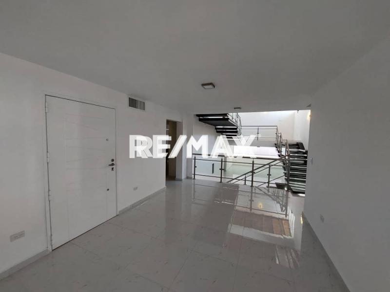 Casa Exclusiva en Venta, Urbanización Judibana, La Lagunita.