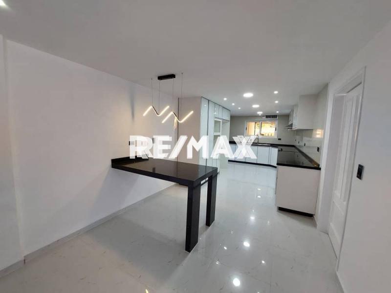 Casa Exclusiva en Venta, Urbanización Judibana, La Lagunita.