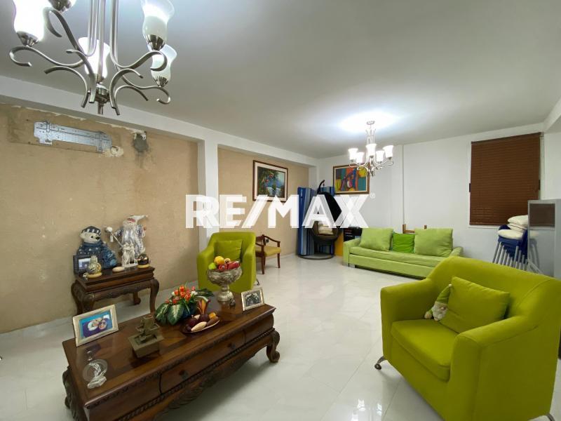 2 Town House en Venta Urb. Zarabón.