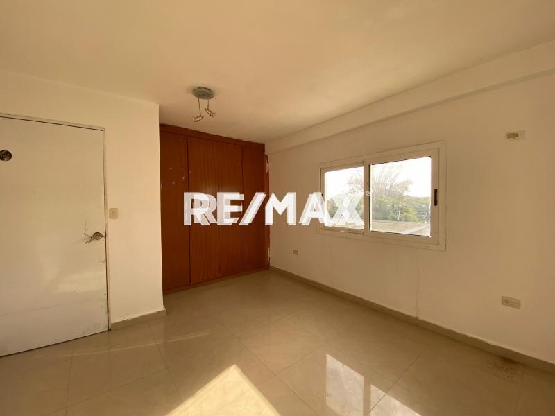 2 Town House en Venta Urb. Zarabón.