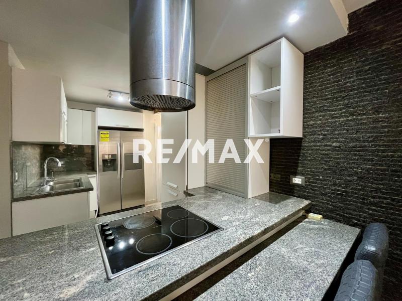 Apartamento Amoblado en Venta en Conj. Res. San Roman