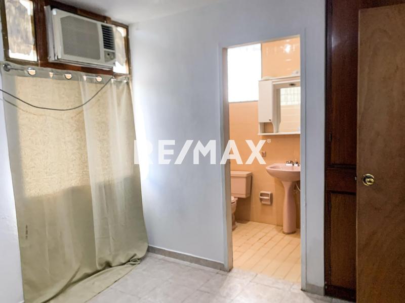 Apartamento en Alquiler, Santa Irene Piso 1