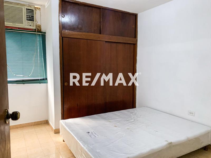 Apartamento en Alquiler, Santa Irene Piso 1