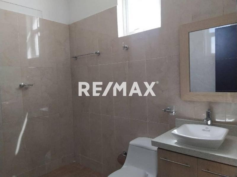 Townhouse en Venta, Conj. Res. Jardín Las Virtudes.