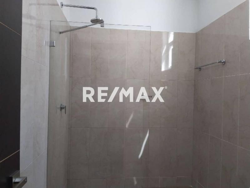 Townhouse en Venta, Conj. Res. Jardín Las Virtudes.