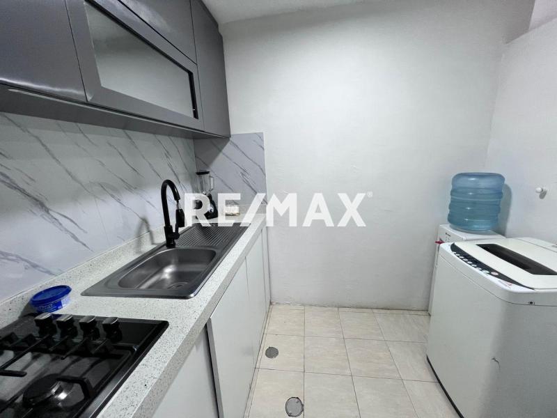 EN VENTA HERMOSO APARTAMENTO. BALCONES II , PUERTA MARAVEN.
