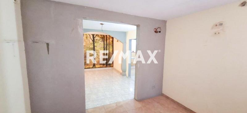 Apartamento en venta, ubicado en planta baja