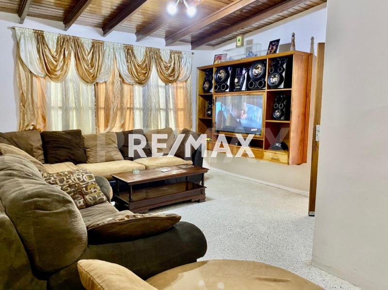 Casa en Venta, Urbanización Maraven.