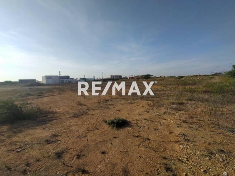TERRENO EN VENTA, PUERTA MARAVEN