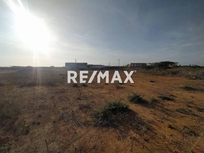 TERRENO EN VENTA, PUERTA MARAVEN