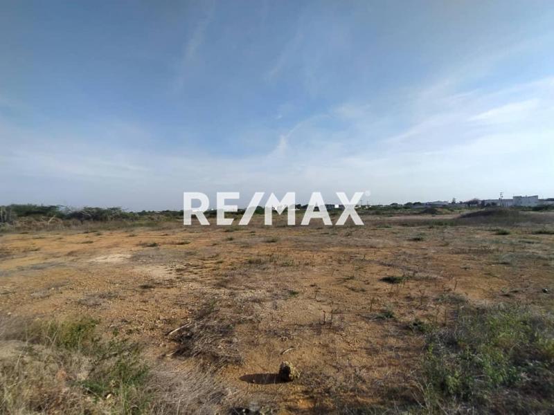 TERRENO EN VENTA, PUERTA MARAVEN