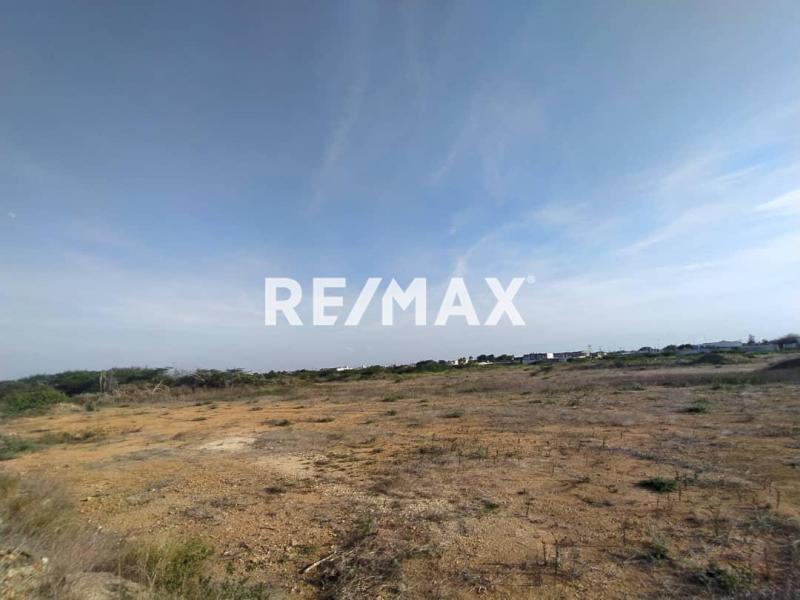 TERRENO EN VENTA, PUERTA MARAVEN