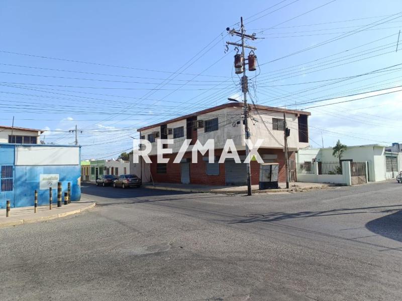 Edificio Comercial en Venta.