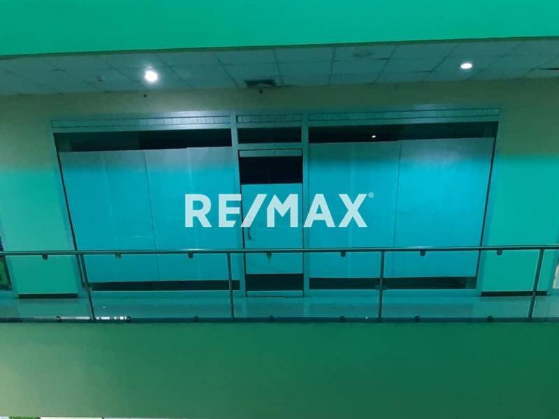 Local Comercial en Venta, Centro Comercial Ciudad del Viento, Punto Fijo.