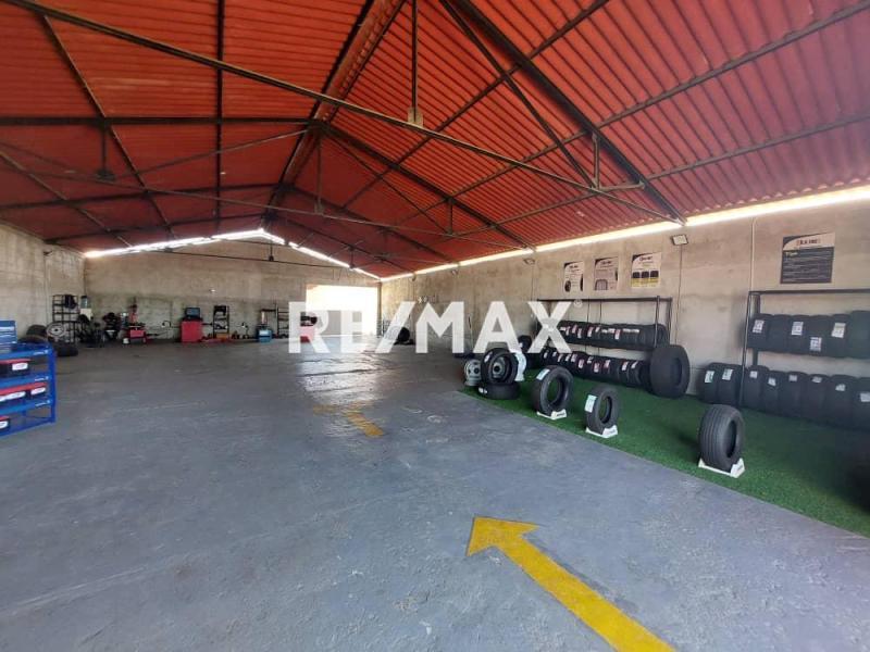 Galpon en Venta, Av. Bolivar, Zona Franca.