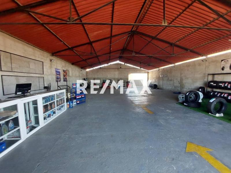 Galpon en Venta, Av. Bolivar, Zona Franca.