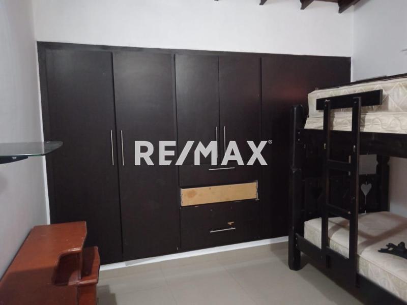 Casa en Alquiler, Conjunto Residencial Encerinela, Puerta Maraven.