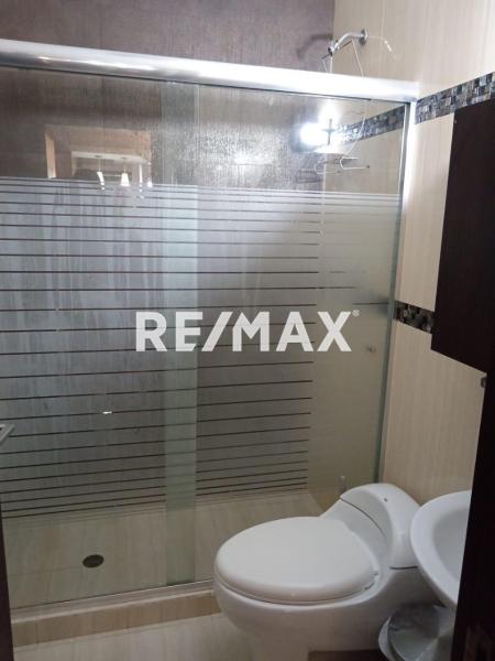 Casa en Alquiler, Conjunto Residencial Encerinela, Puerta Maraven.