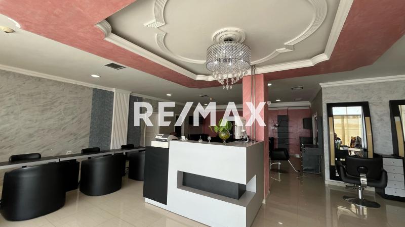 Local Comercial (Peluquería) en Alquiler