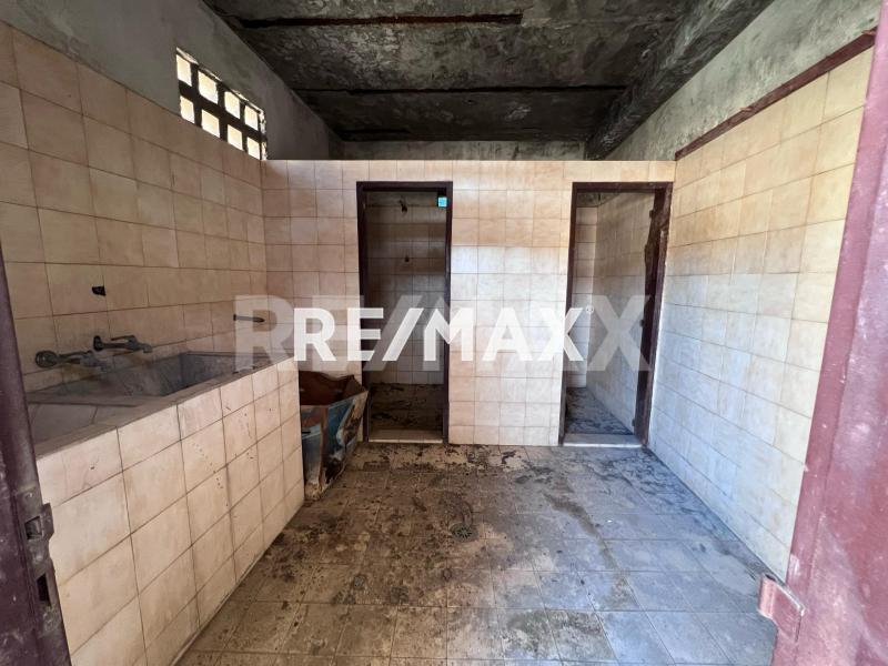 Galpon En Venta Sector Andres Eloy Blanco centro de Punto fijo
