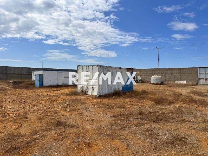 Galpón en Venta, Sector La Pedrera
