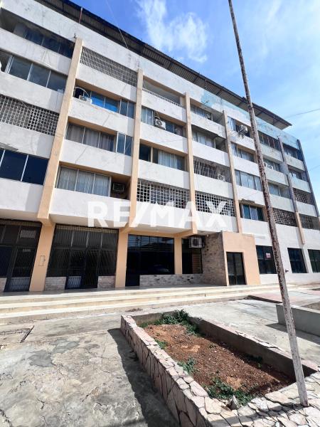 Apartamento en venta. Santa Irene.