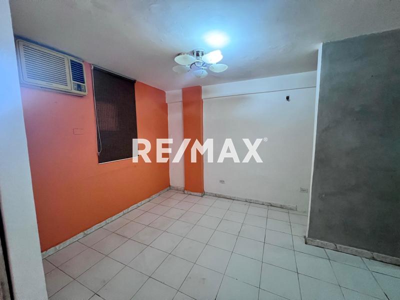 Apartamento en venta. Santa Irene.