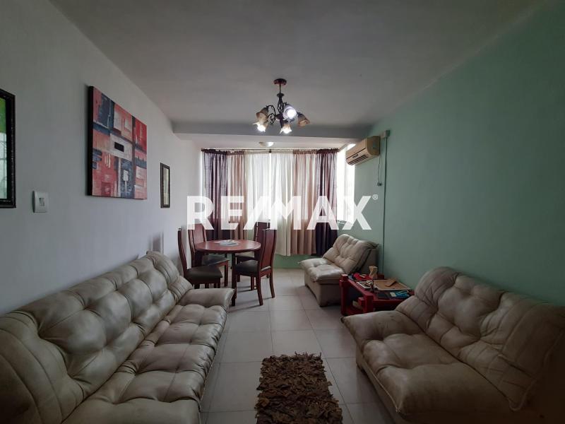 Apartamento en Alquiler, Balcones 1.