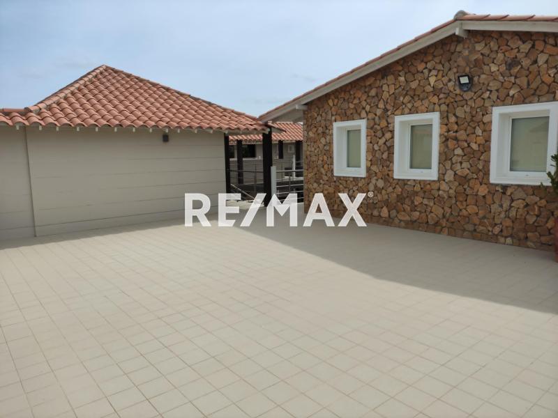 Apartamento en Venta  Amoblado en la Playa