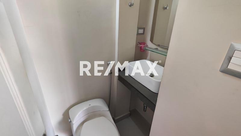 Apartamento en Venta  Amoblado en la Playa