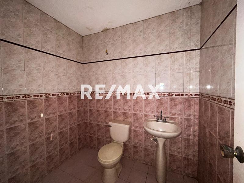 Edificio comercial en venta, centro de Punto Fijo