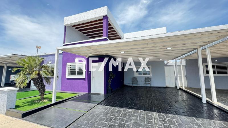 Casa Quinta en Alquiler, Conjunto Residencial Virgen del Valle, Puerta Maraven.
