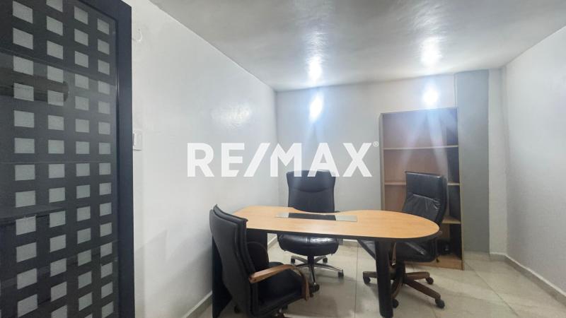 Casa Quinta en Alquiler, Conjunto Residencial Virgen del Valle, Puerta Maraven.