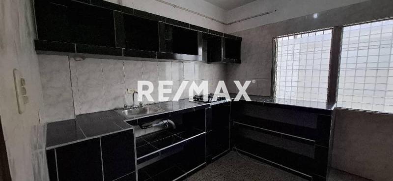 Apartamento en Alquiler ubicado en el Centro de Punto Fijo