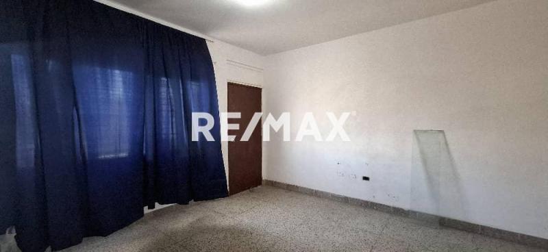 Apartamento en Alquiler ubicado en el Centro de Punto Fijo