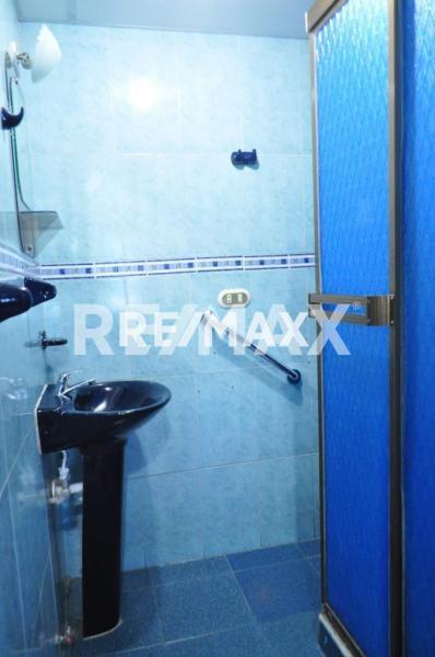 Clinica en Venta, Centro Medico Cardon, Urb. Zarabon.
