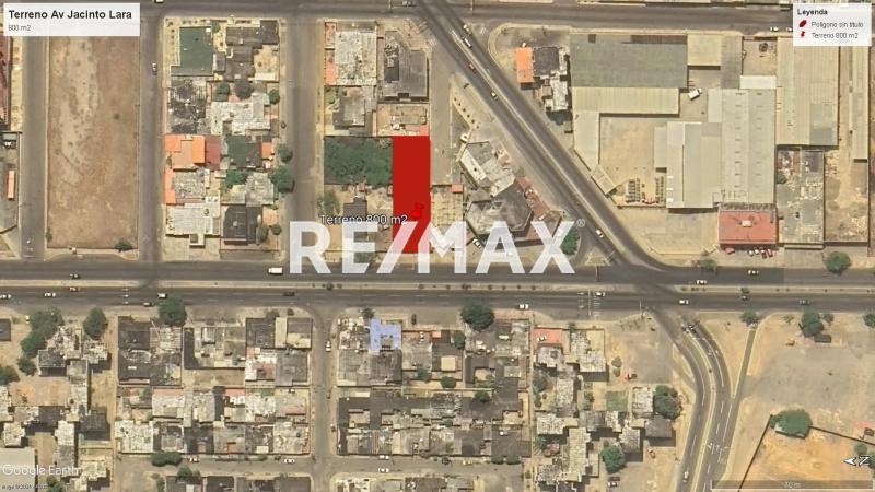Terreno en Venta, Av. Jacinto Lara.