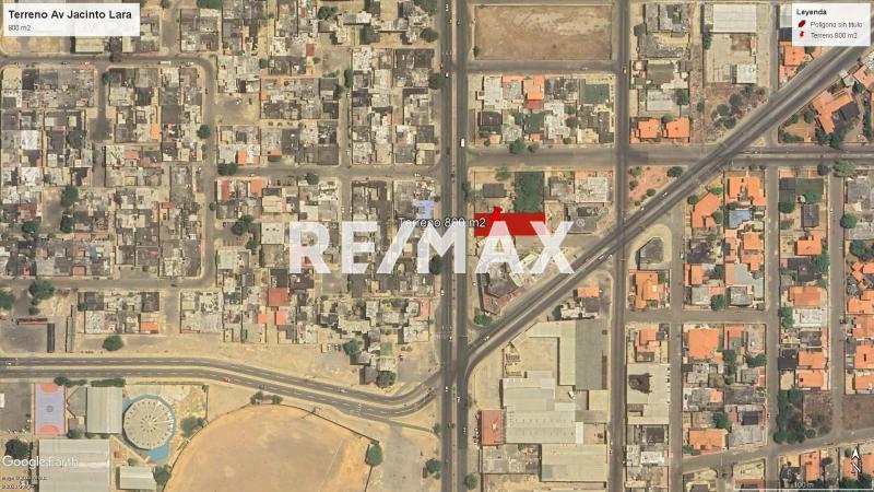 Terreno en Venta, Av. Jacinto Lara.