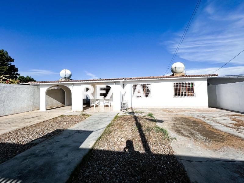 En Alquiler Casa Puerta Maraven, Municipio Carirubana
