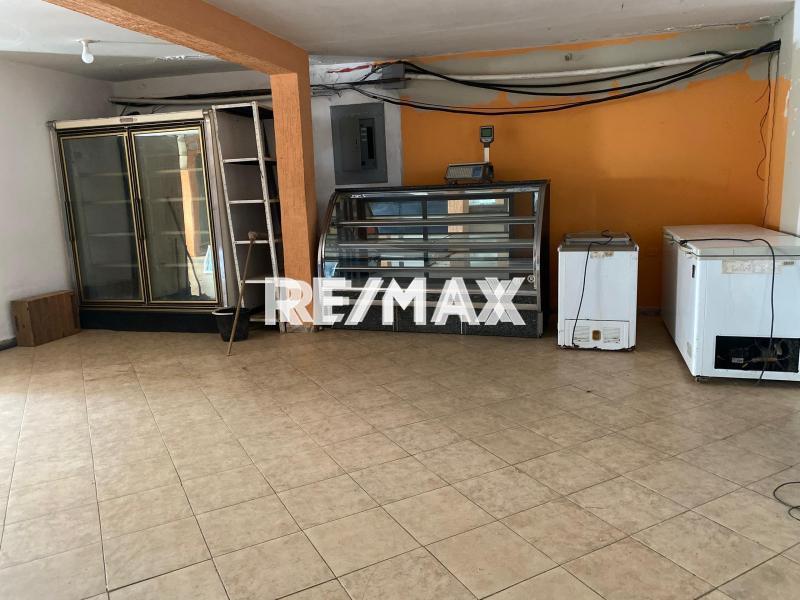 Venta de local comercial puerta Maraven