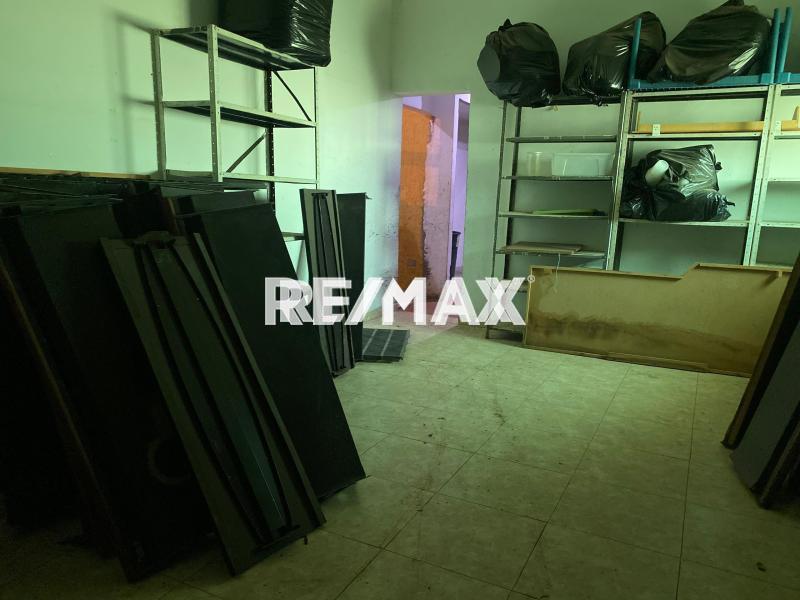 Venta de local comercial puerta Maraven