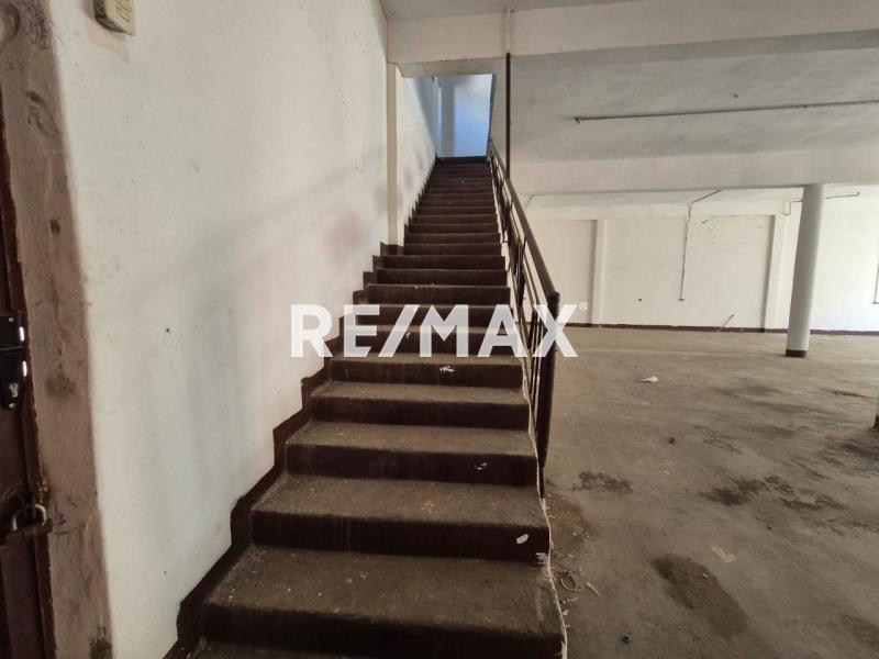 En Venta Edificio Comercial Centro de Punto Fijo