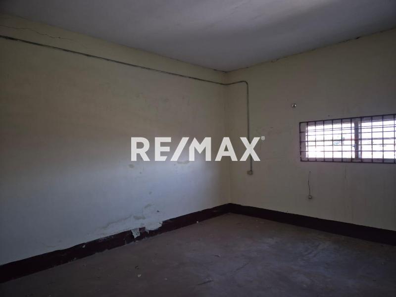 En Venta Edificio Comercial Centro de Punto Fijo