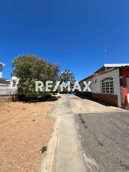 Posada en Venta Urb. Zarabon